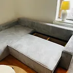 Apartment Stilvolle Studiowohnung Mit Sonnenterasse