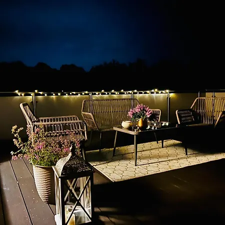 Stilvolle Studiowohnung Mit Sonnenterasse דירה *